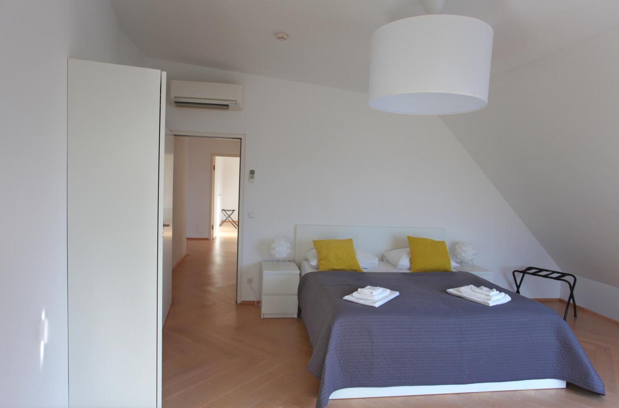Gasser Apartments - Apartments Karlskirche Виена Екстериор снимка