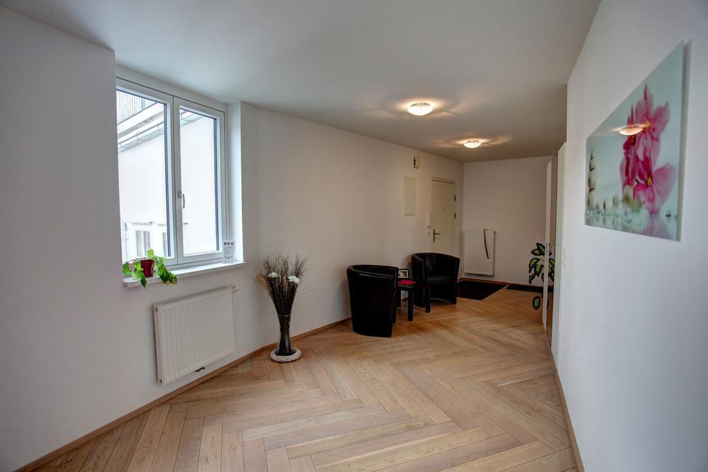 Gasser Apartments - Apartments Karlskirche Виена Екстериор снимка