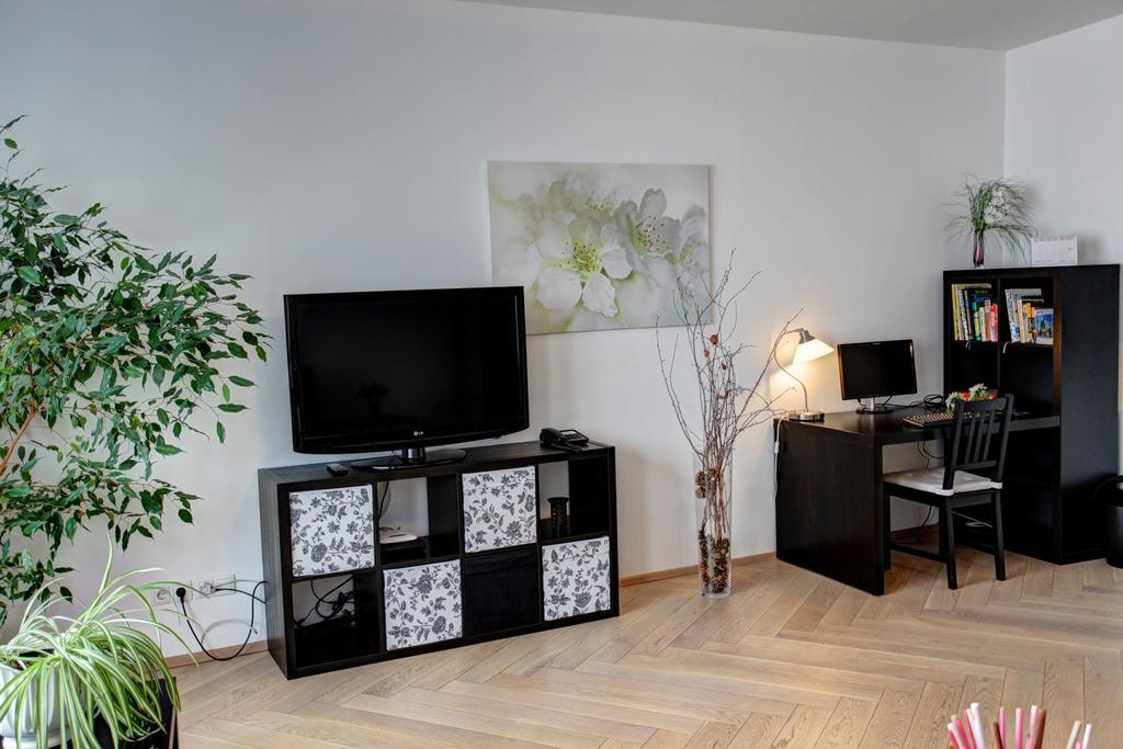 Gasser Apartments - Apartments Karlskirche Виена Екстериор снимка