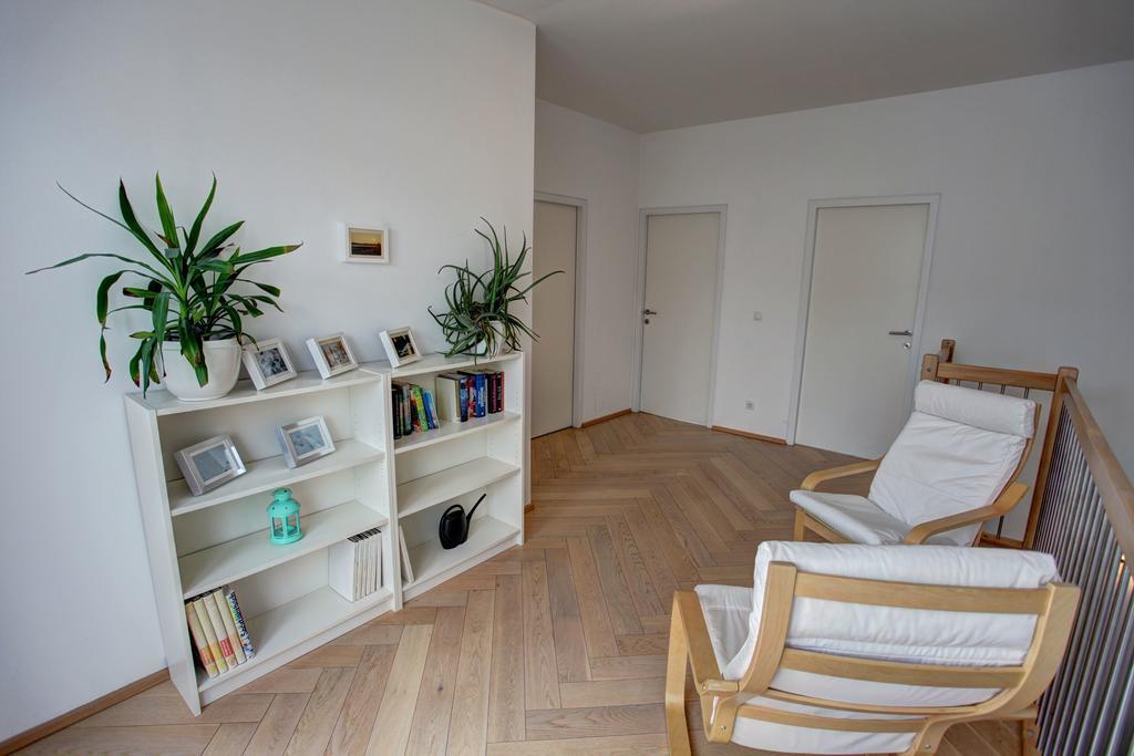 Gasser Apartments - Apartments Karlskirche Виена Екстериор снимка