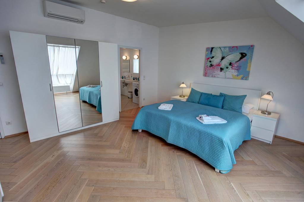Gasser Apartments - Apartments Karlskirche Виена Екстериор снимка