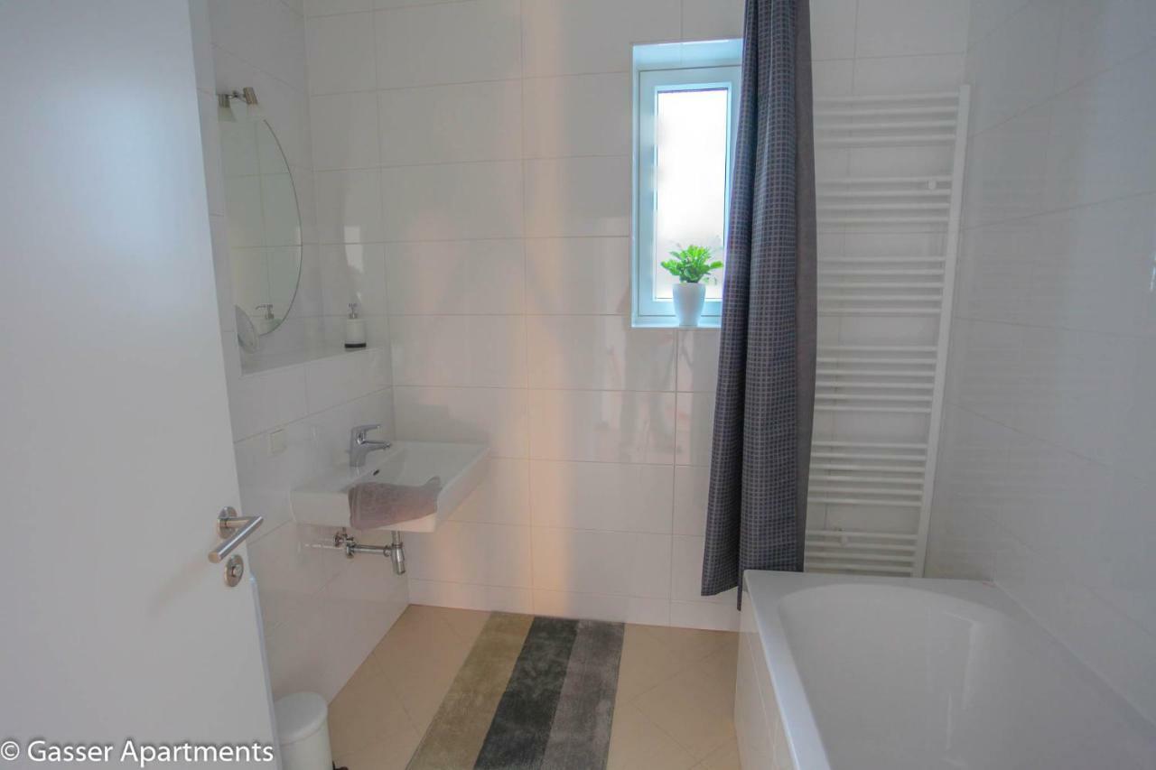 Gasser Apartments - Apartments Karlskirche Виена Екстериор снимка